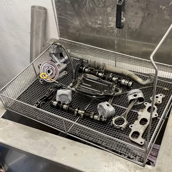 ultrazvukovaya-ochistca-detaley